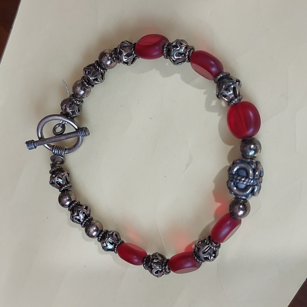 Untested Vtg Ooak Silver Tone Patterned Beads Red… - image 2